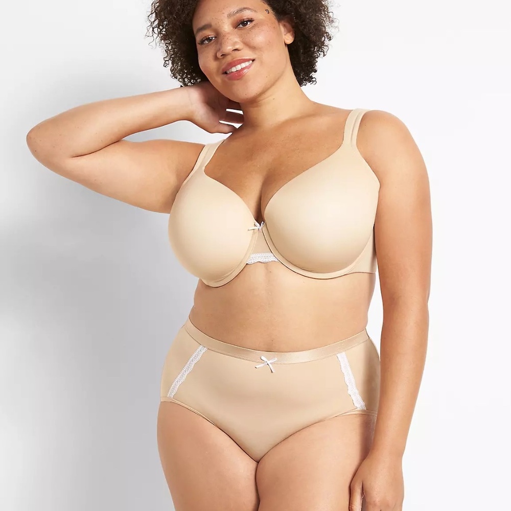 Cacique Lightly Lined Full Coverage Nude Bra Women's Size 44DDD